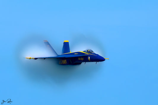 Blue Angels Solo Pilot #5 with Wingtip Vortices – F/A-18 Super Hornet Metal Print